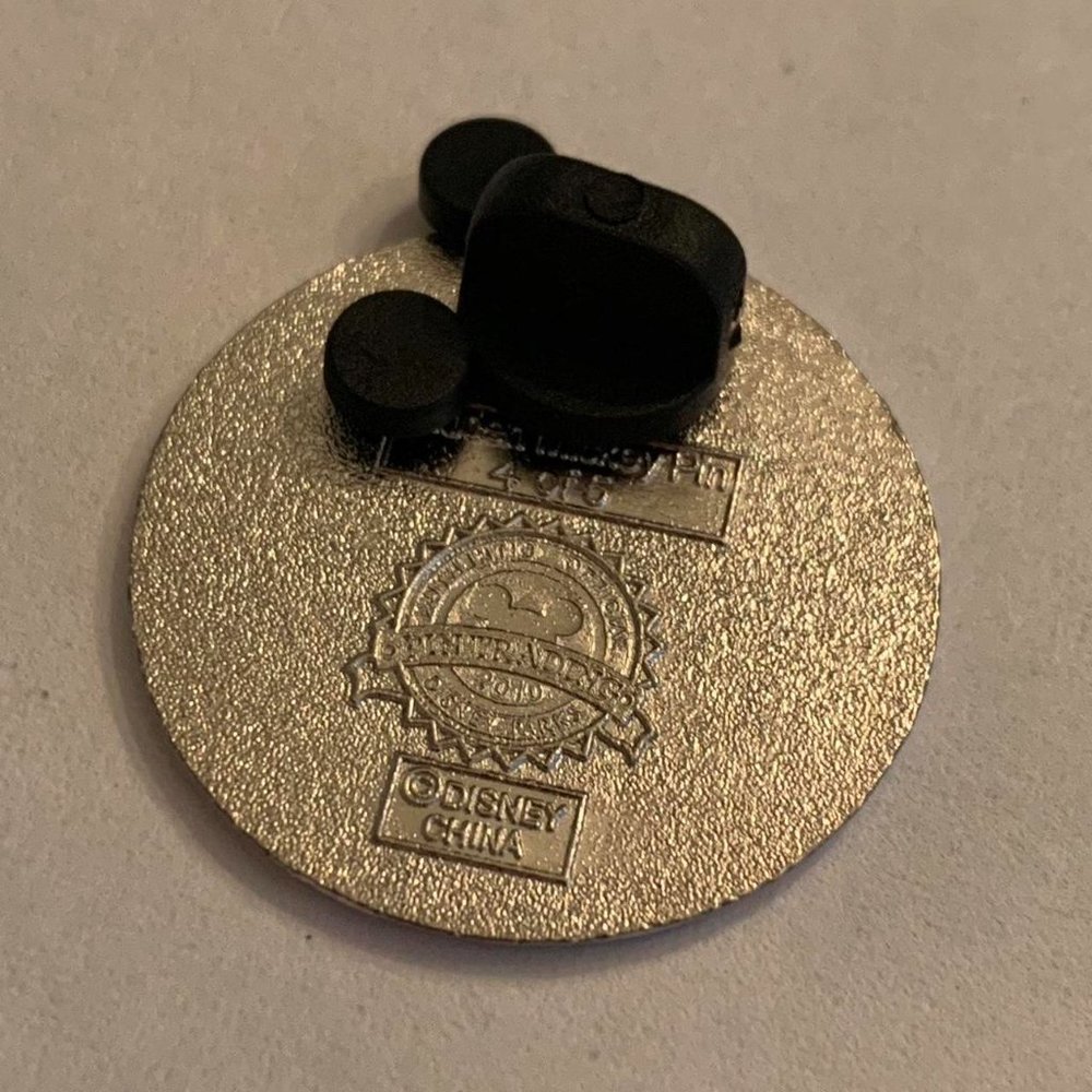 Disney Mickey Mouse ๐ Pin ๐ - Picture 2 of 2